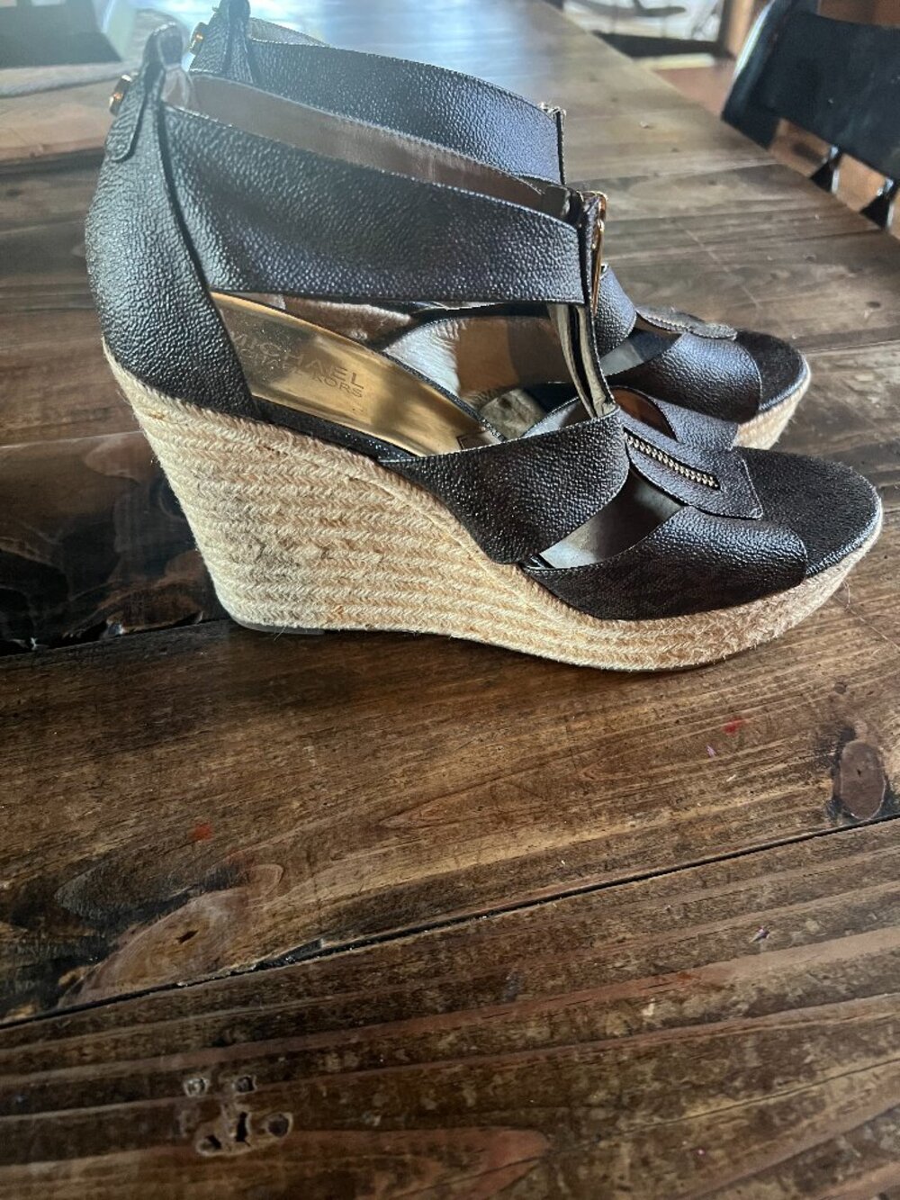 Michael Kors Women's Brown/Beige T-Strap Wedge Espadrille Sandals Front Zip